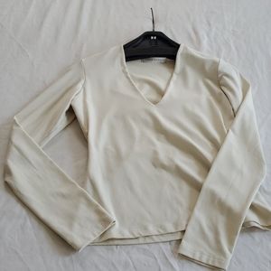Susana Monaco cream long sleeve V-Neck